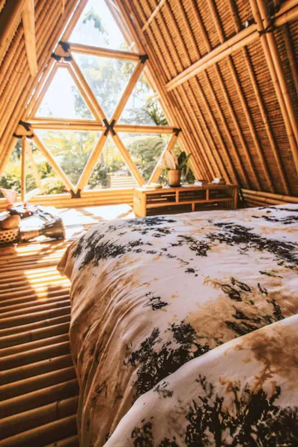 Hideout Bali Villa Selat Екстериор снимка